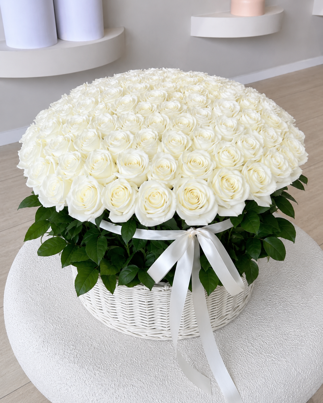Muse Signature White Rose Basket