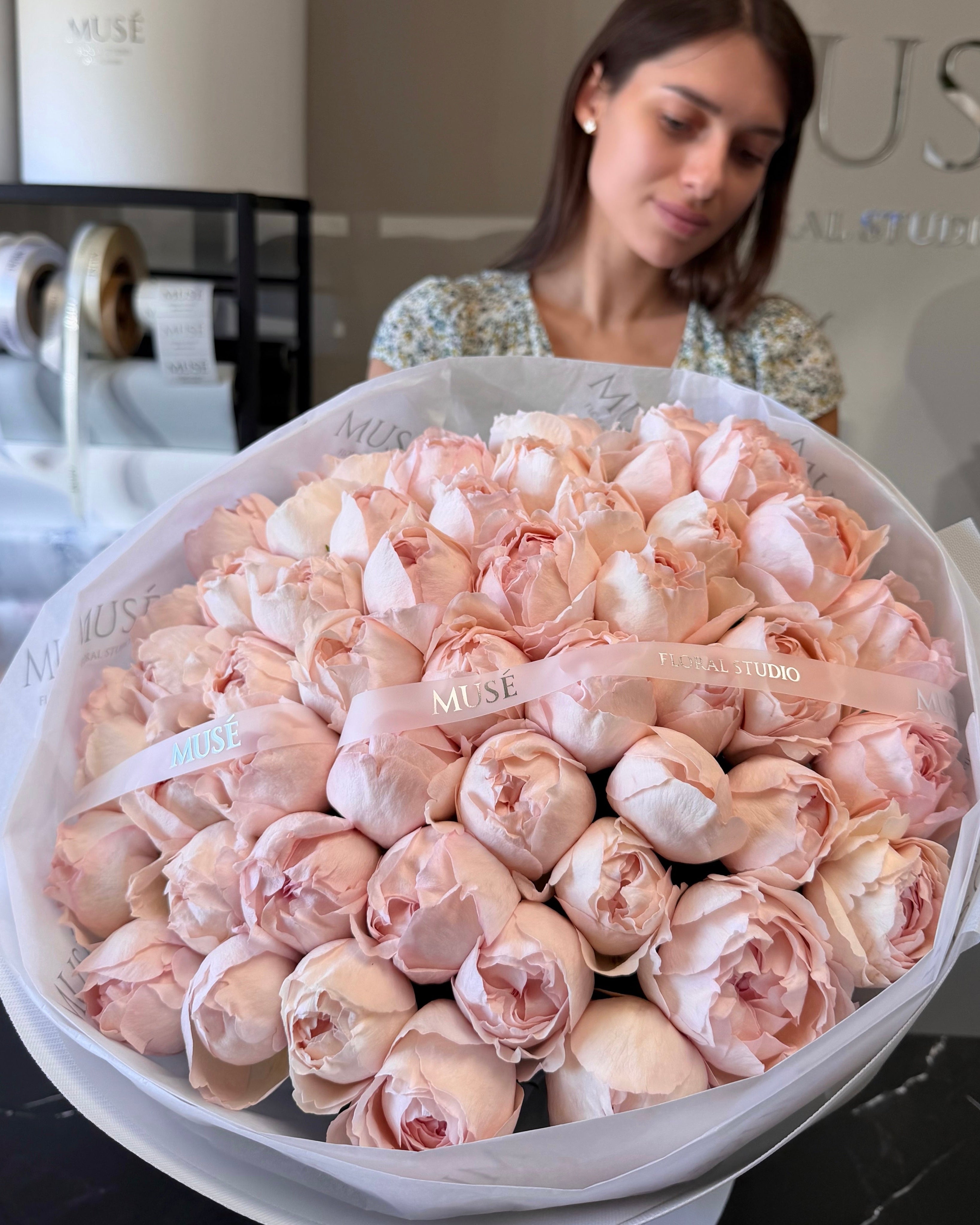 Blush Signature Garden Roses