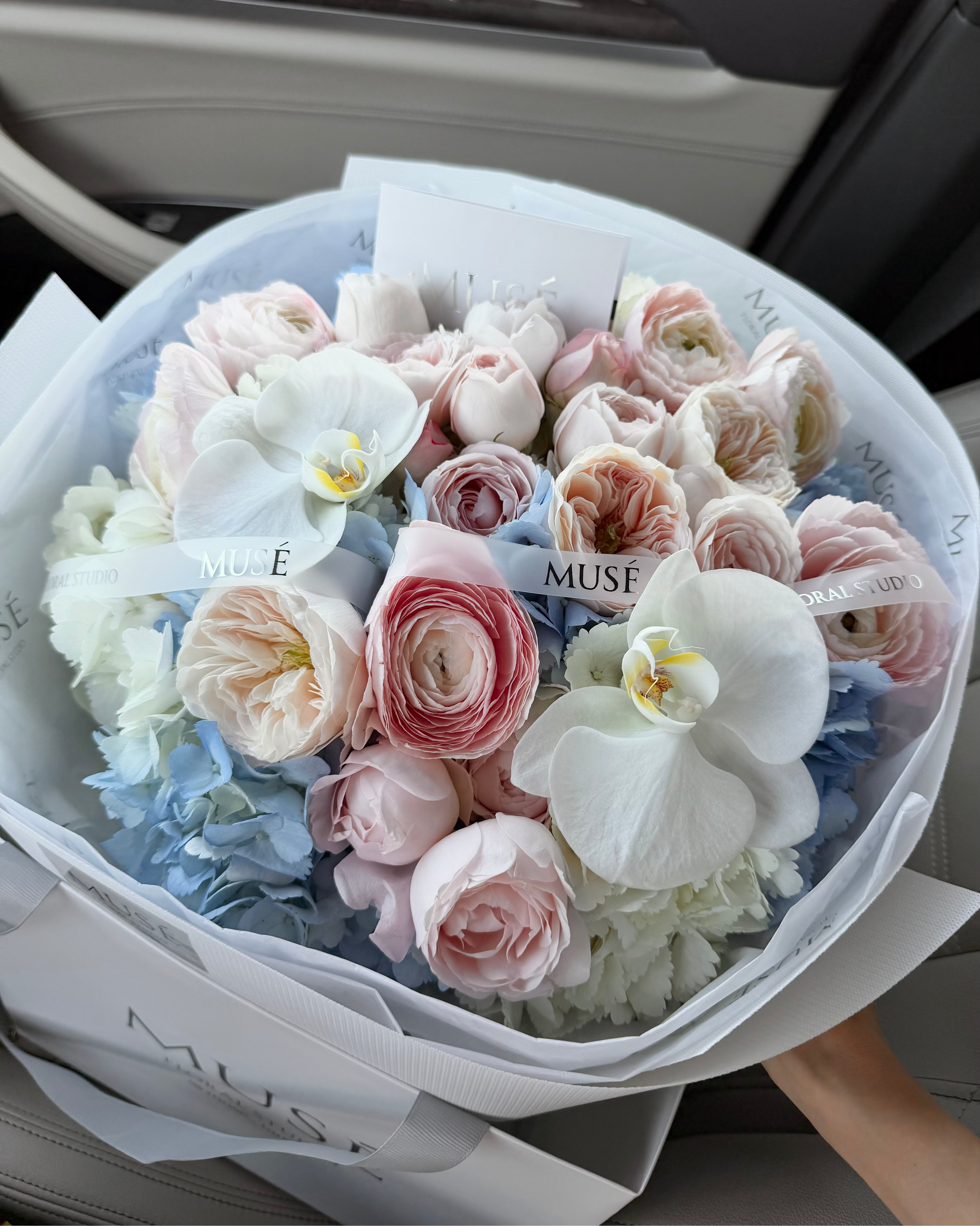 Blush Cloud Bouquet