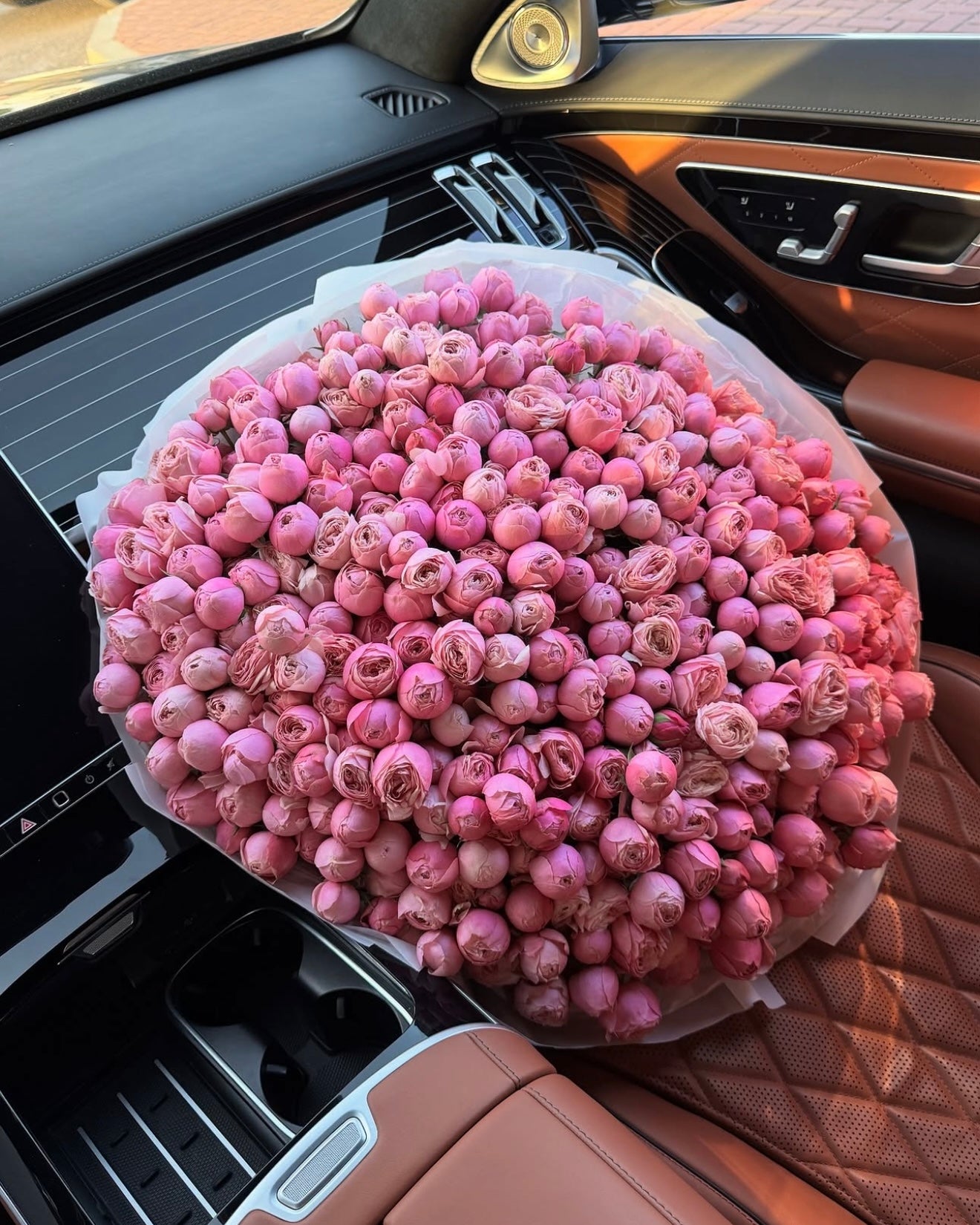 Silva Pink Garden Rose Bouquet