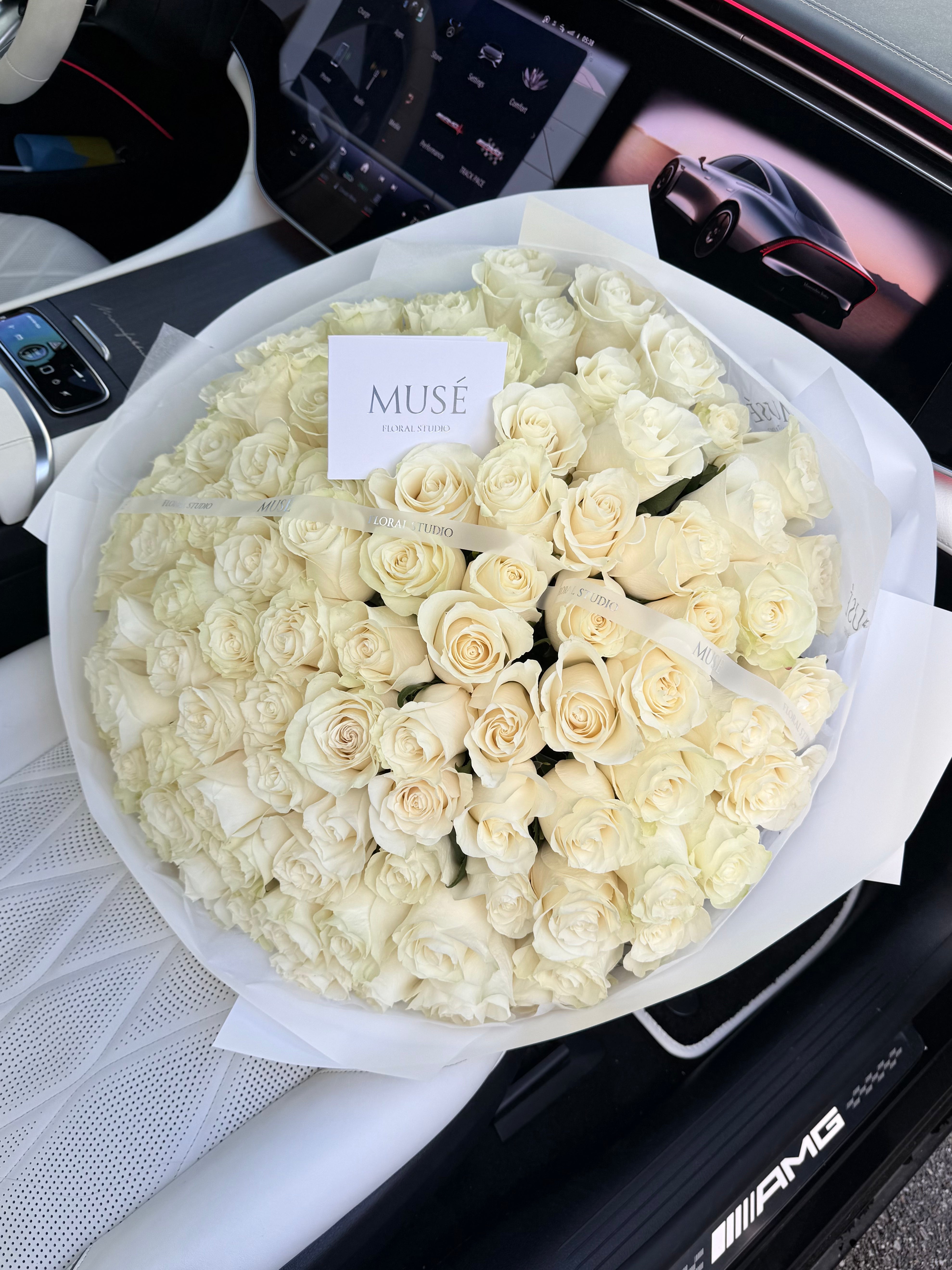 White Roses Signature Bouquet