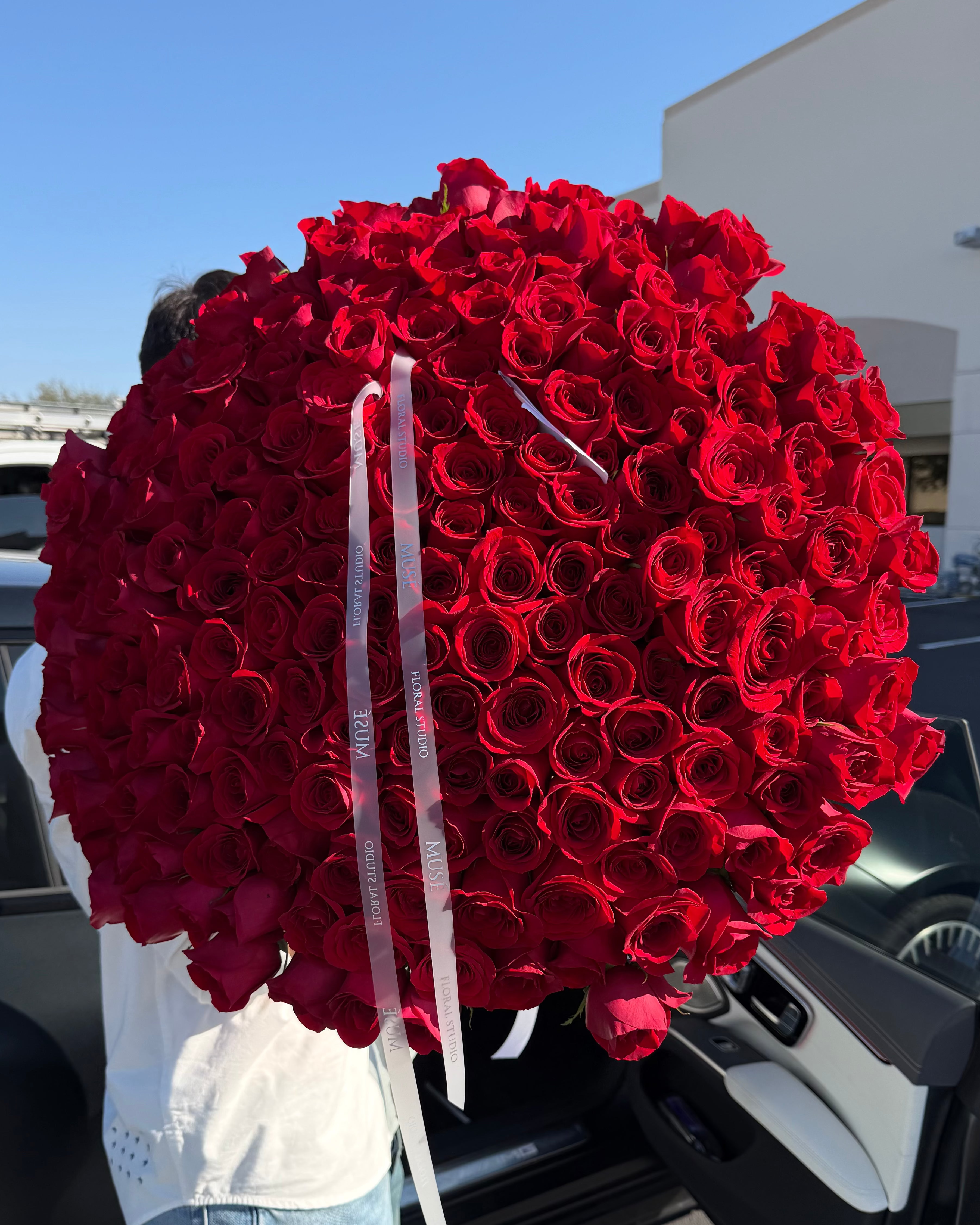 200 Roses Signature Bouquet
