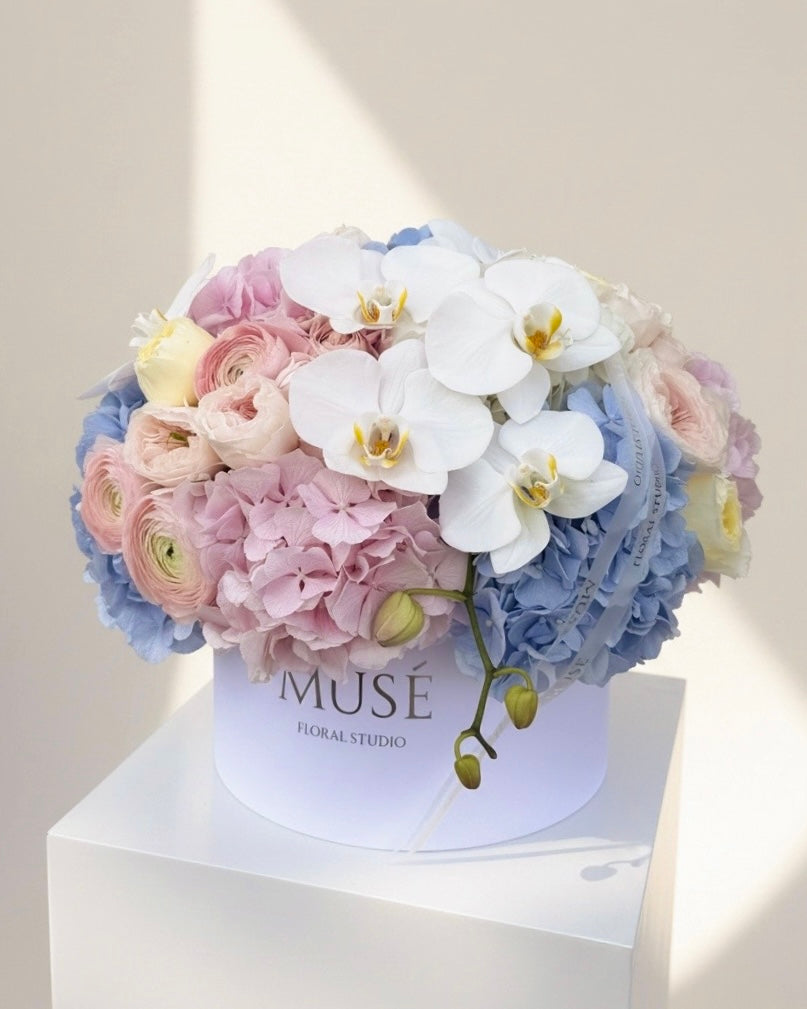 Pastel Harmony Flowers Box