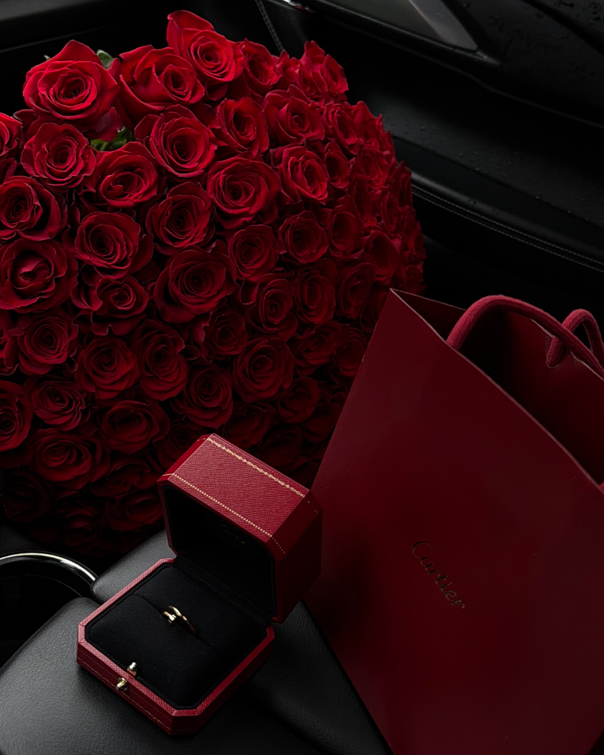 Roses Signature Bouquet