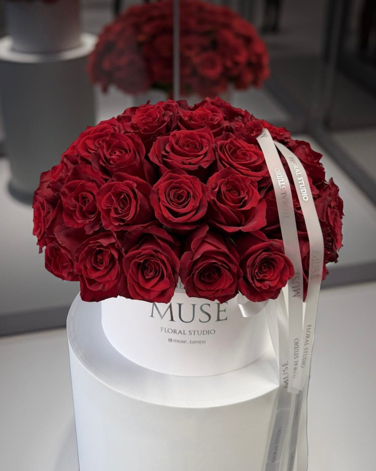 60 Red Rose Box
