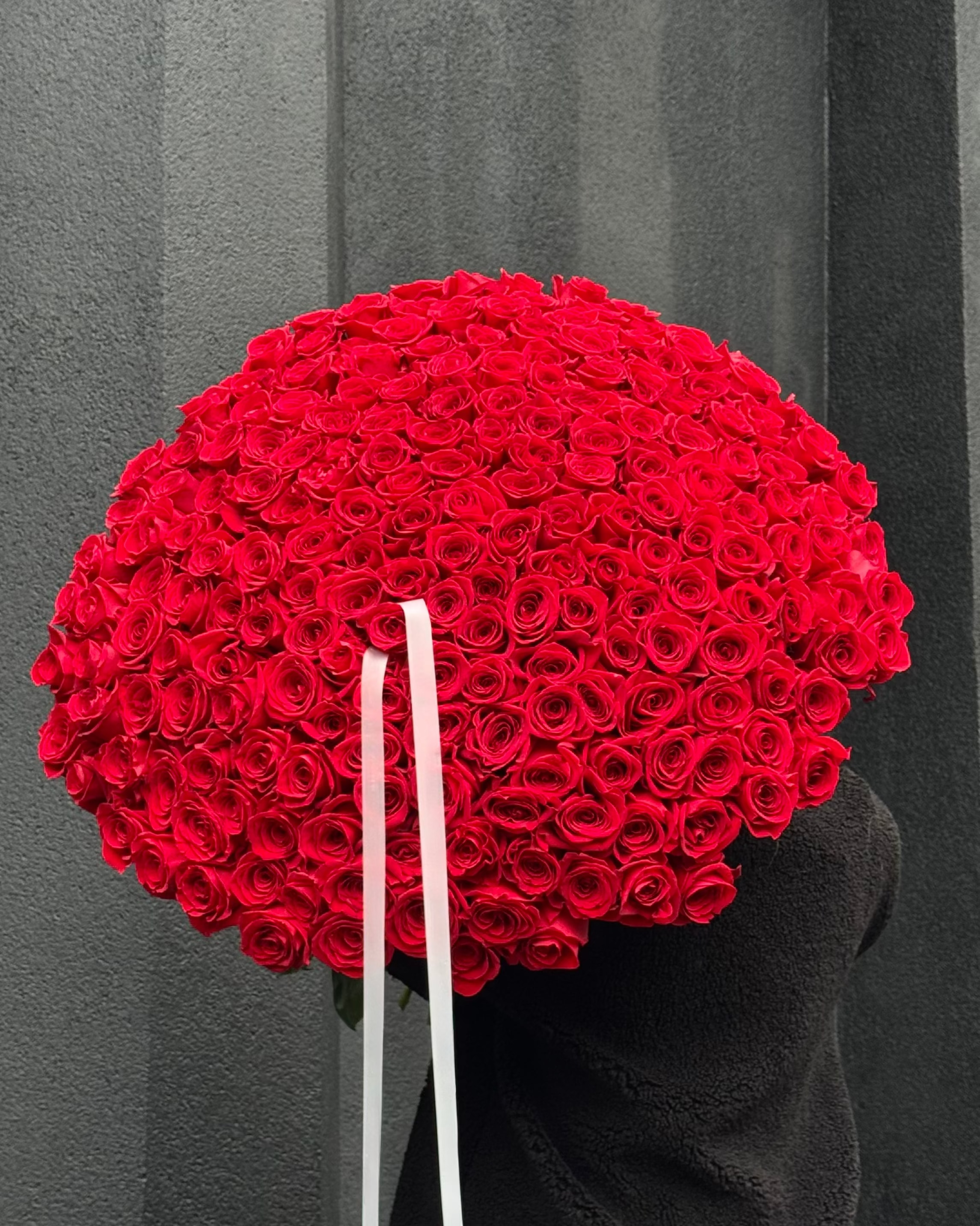 200 Roses Signature Bouquet